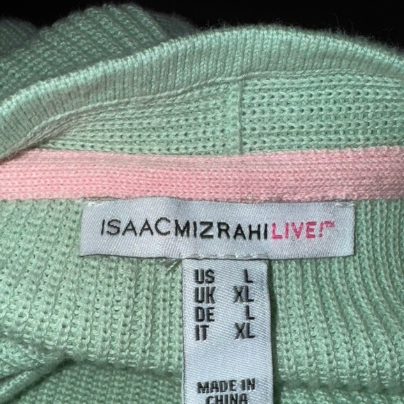Isaac Mizrahi Live pale aloe color V-Neck shaker Sweater. Size L - Picture 5 of 10